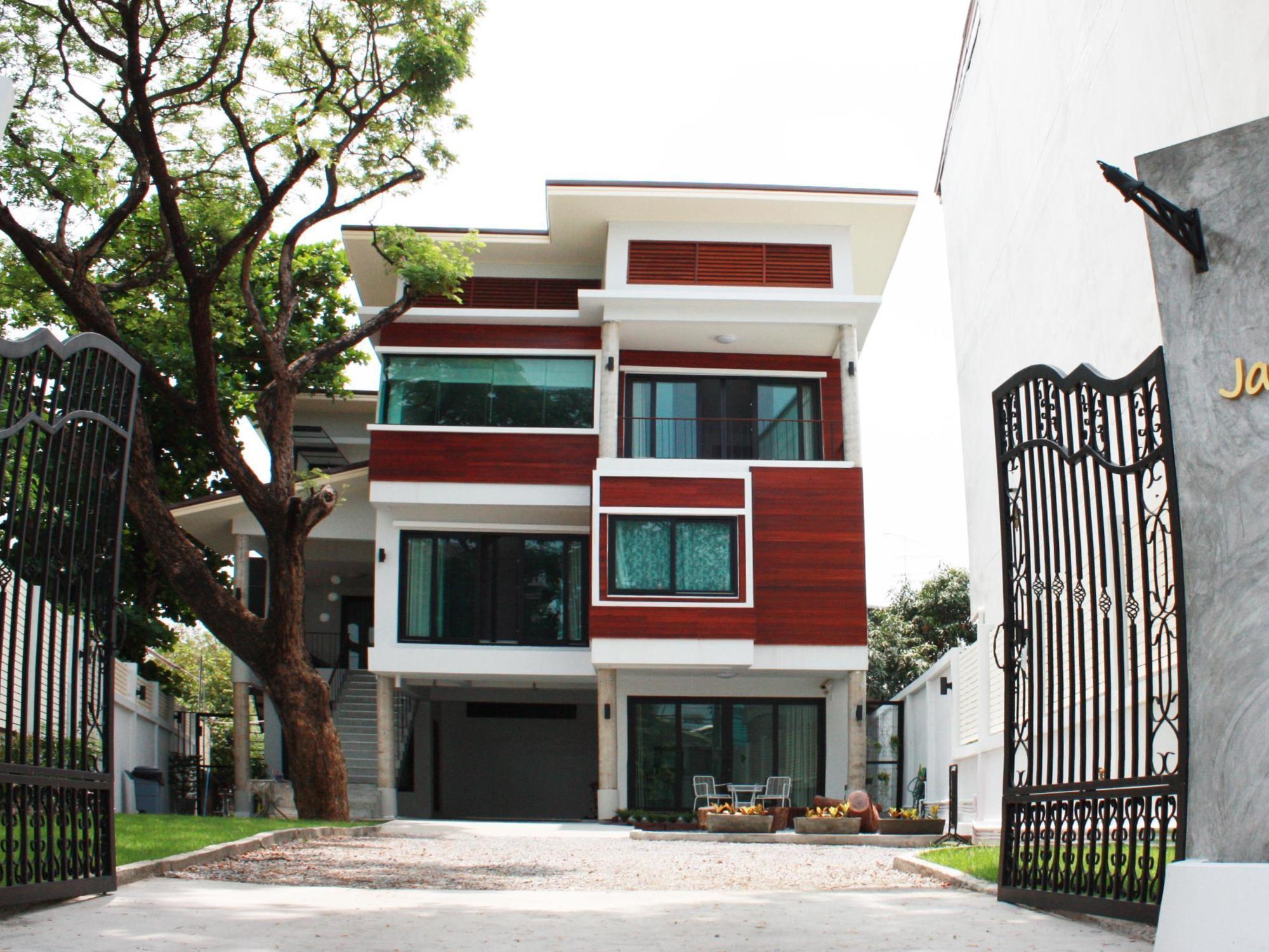 Jamjuree Home At Udonthani Exterior photo
